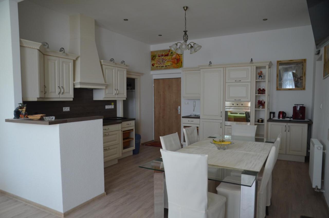 Апартаменти Apartman Ostry Vrsok V Starom Smokovci Високі Татри Екстер'єр фото